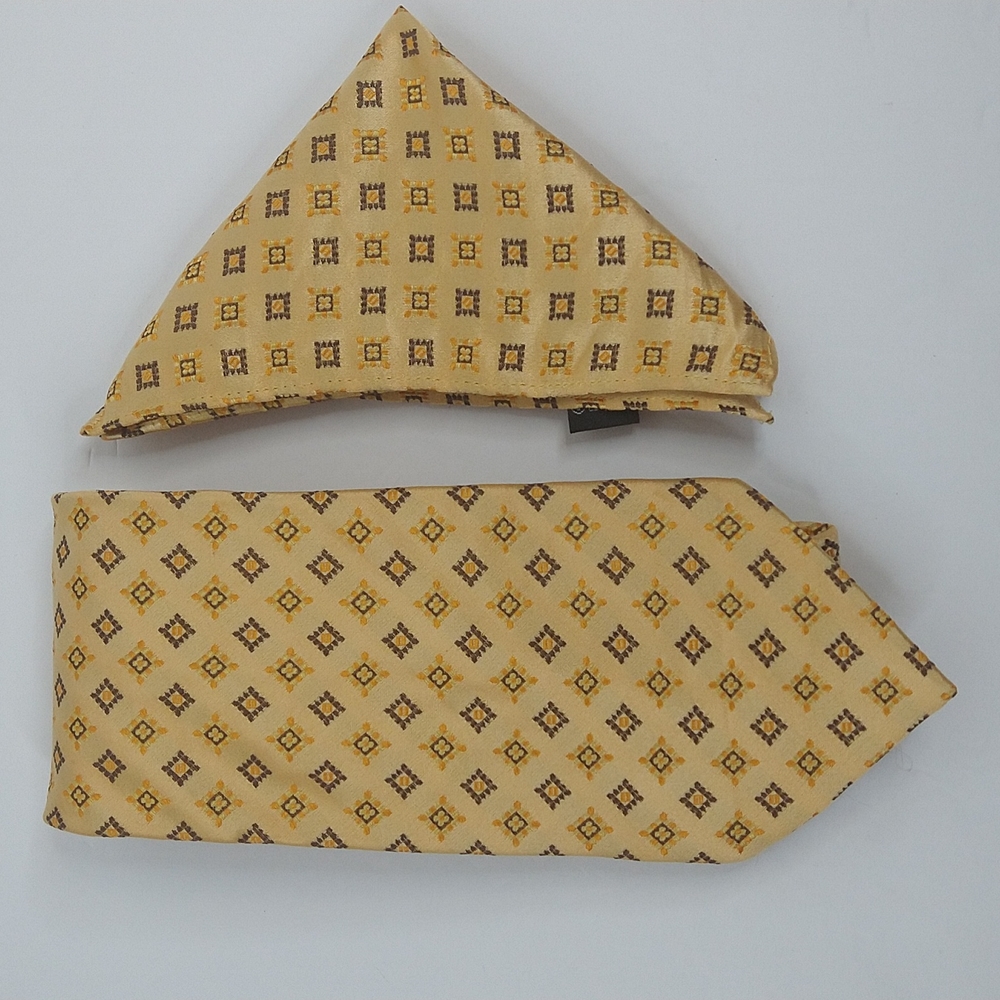 Karako Collection Gold Neck Tie & Kerchief